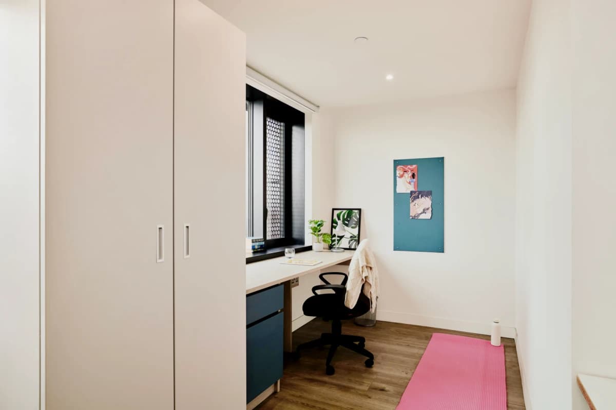 urbanest Battersea image