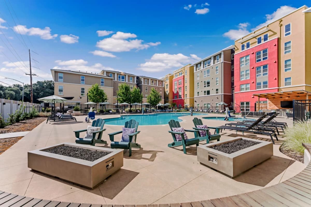 Outdoor Features