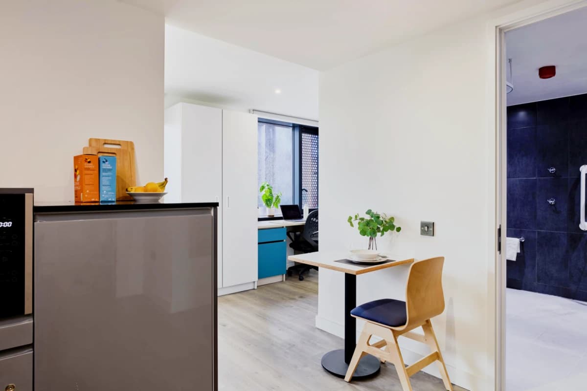 urbanest Battersea image