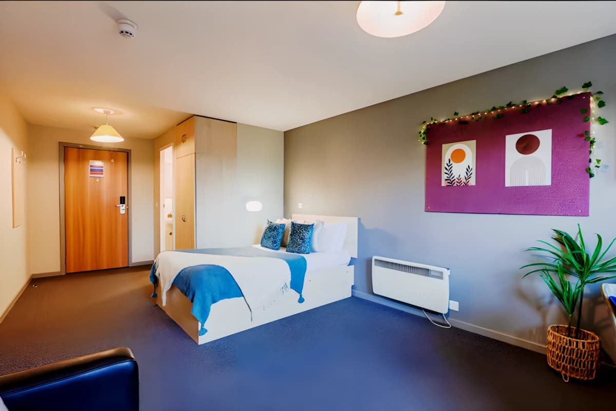 Classic En-Suite Plus