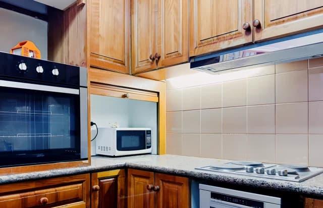 2 Bedroom