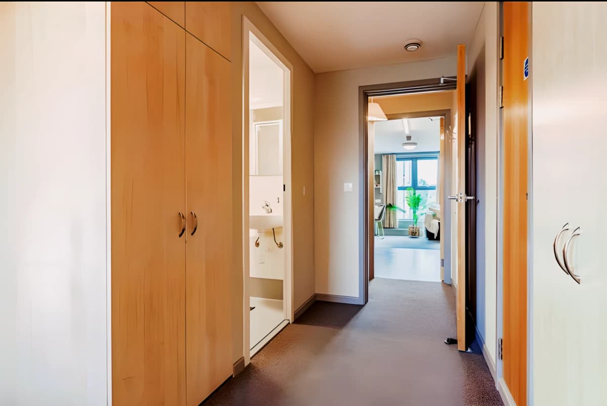 One Bedroom Flat