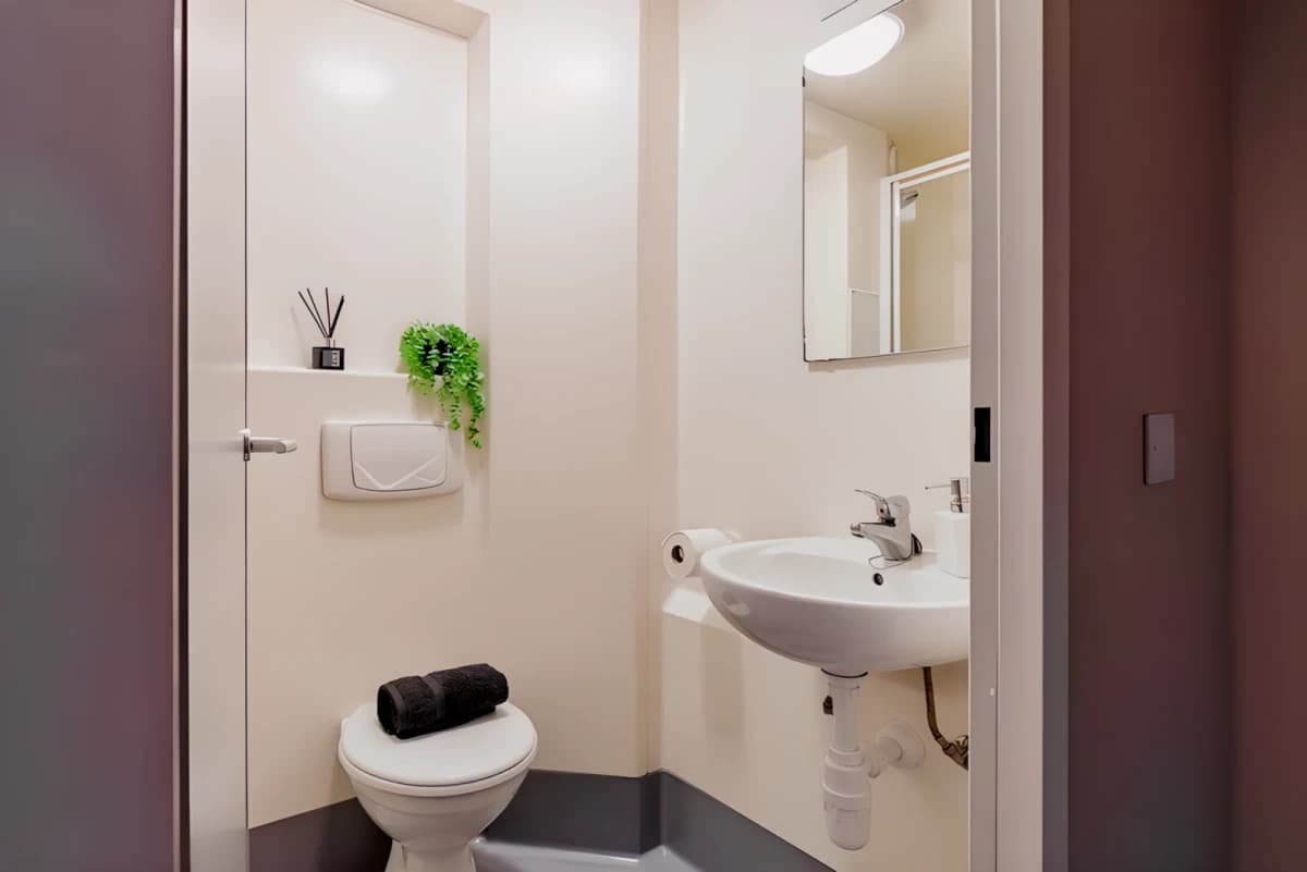 One Bedroom Flat