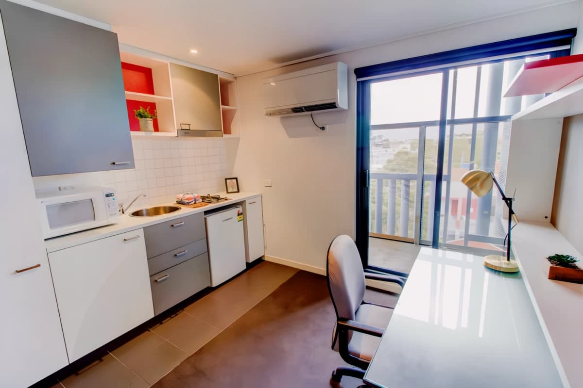 593 Elizabeth Street image