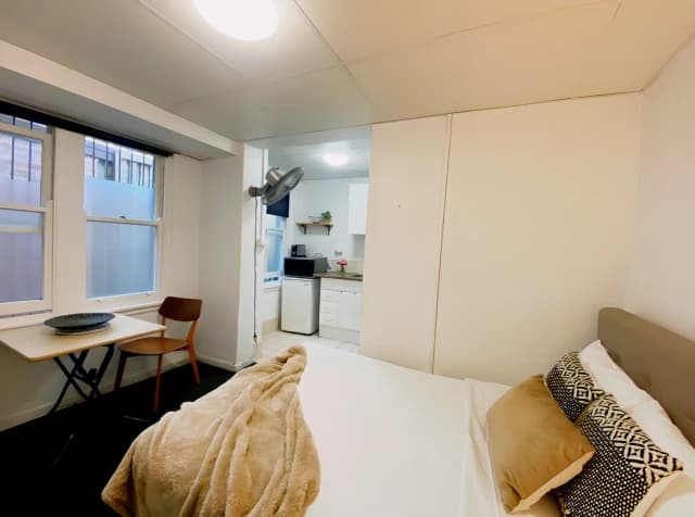 Crown Street 148 - Darlinghurst image 5