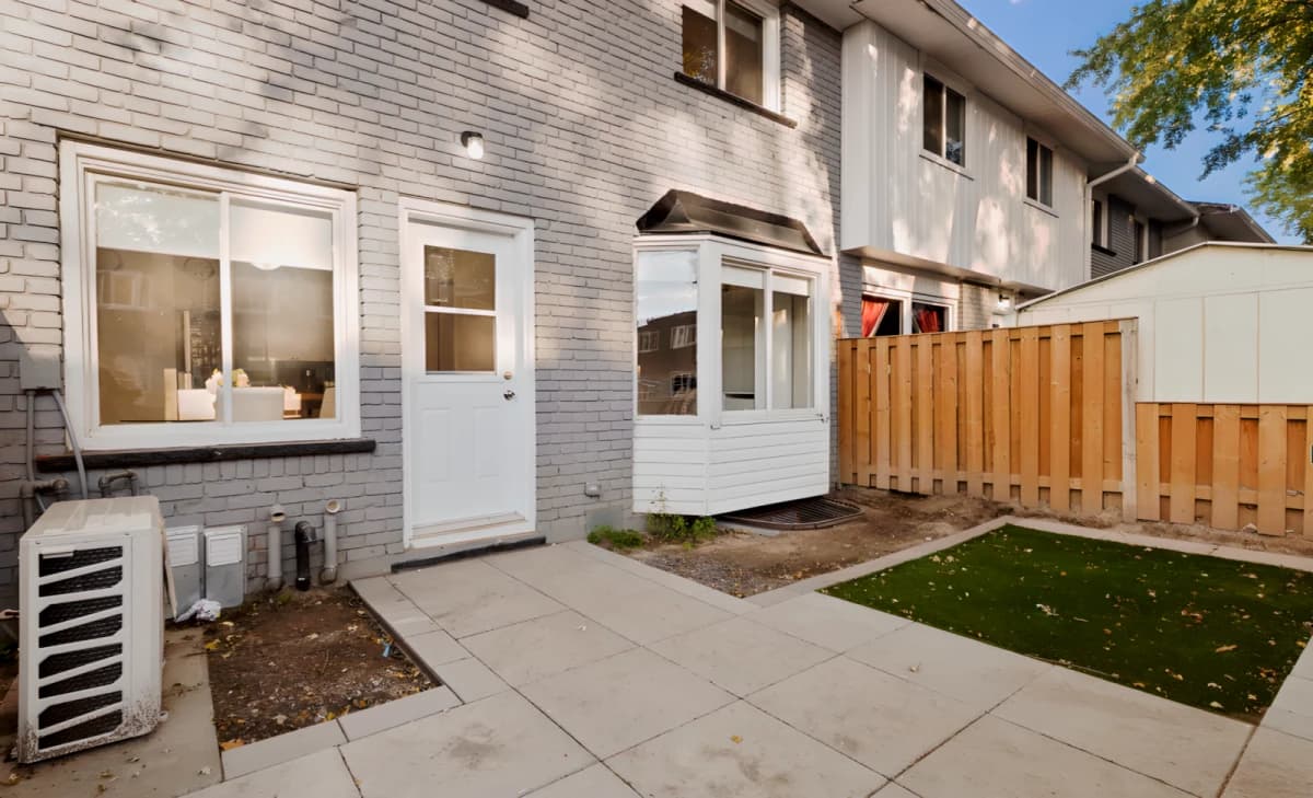 Woodroffe Place image 2