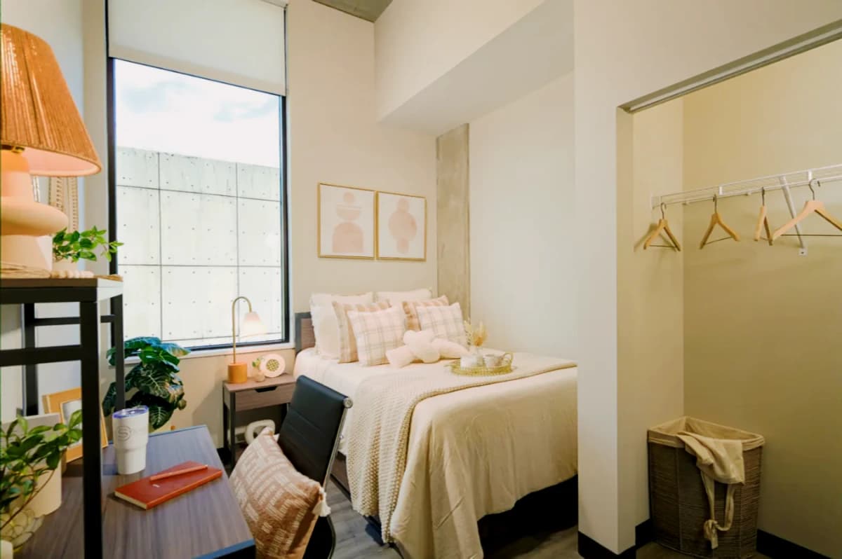 The Standard at Columbia image