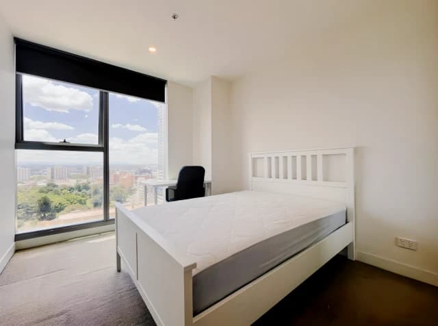 Secondary Bedroom of 3 Bedroom*2602