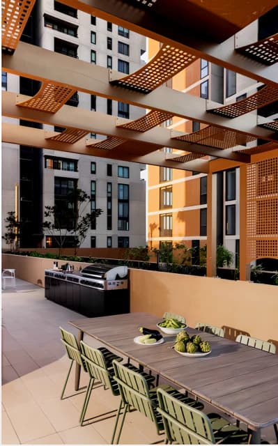 Outdoor Features