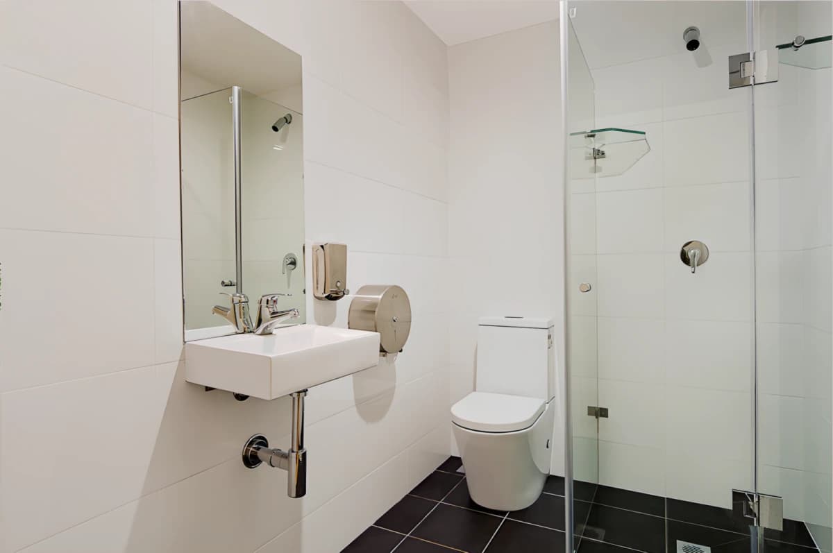 Link2 Central Apartment image