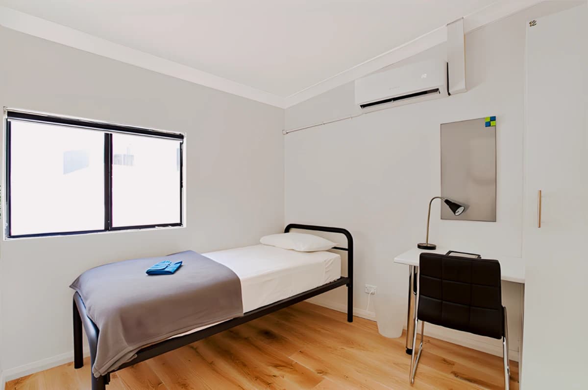 Link2 Central Apartment image