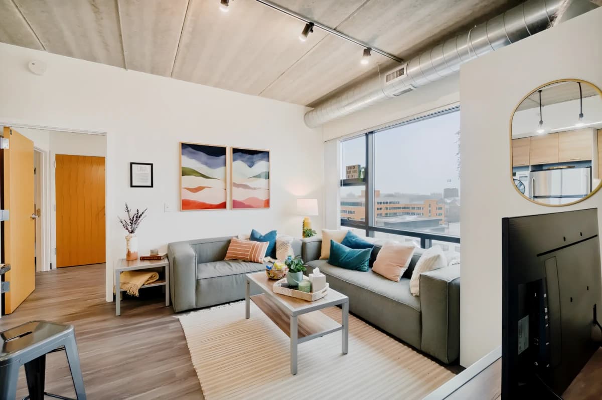2 Bed 2 Bath B3 Alt2