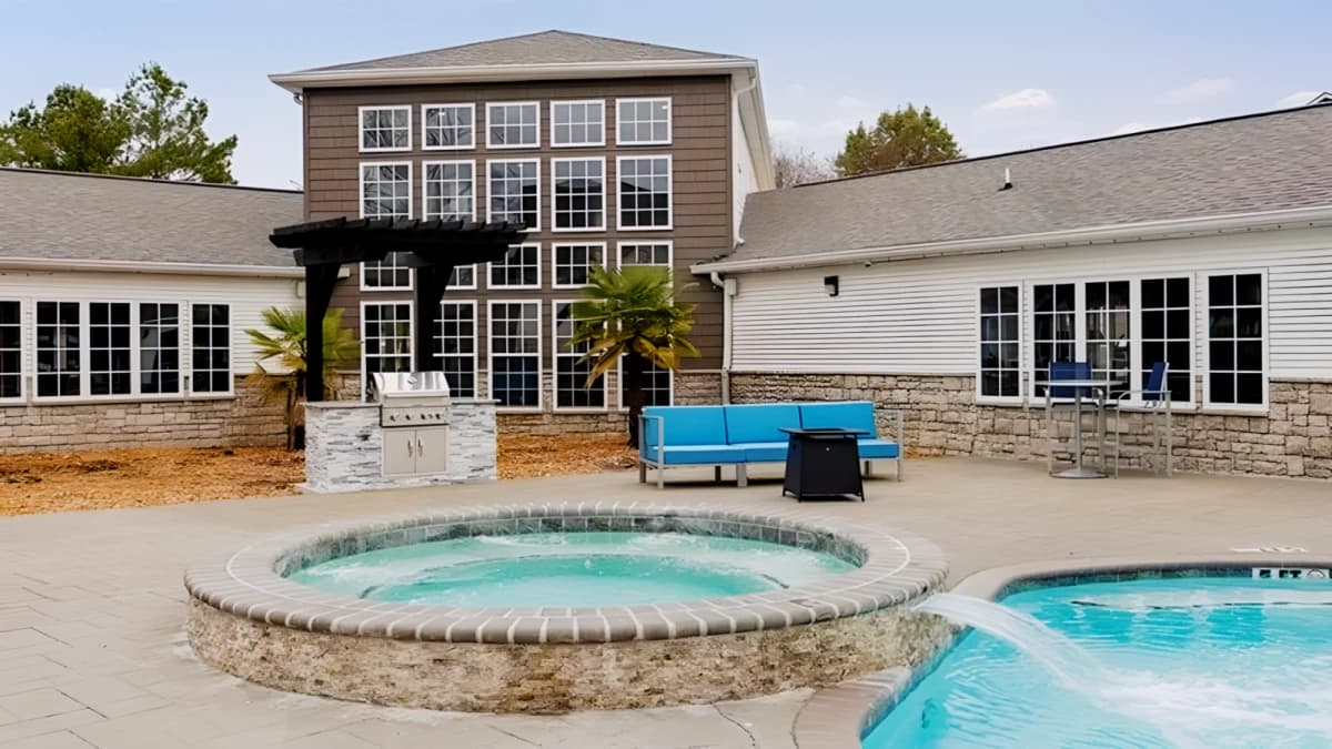 Outdoor Features