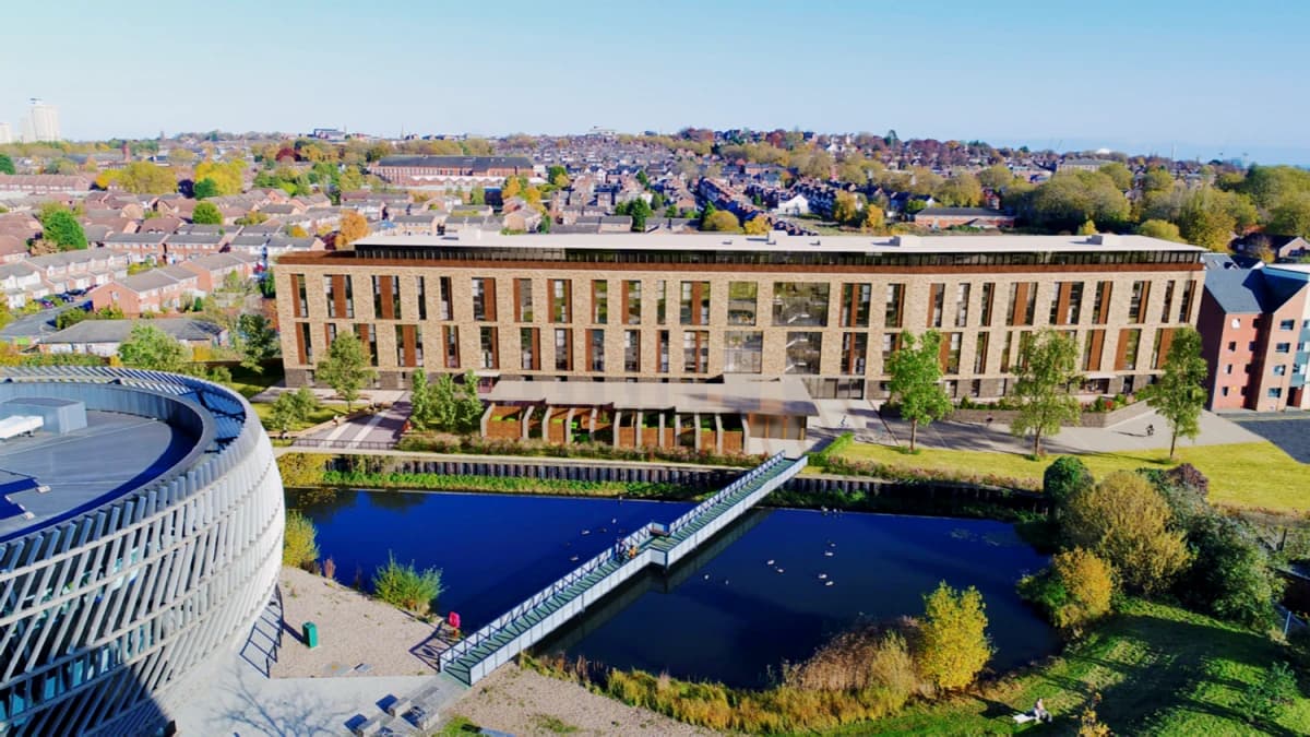 Bridgeside image 3