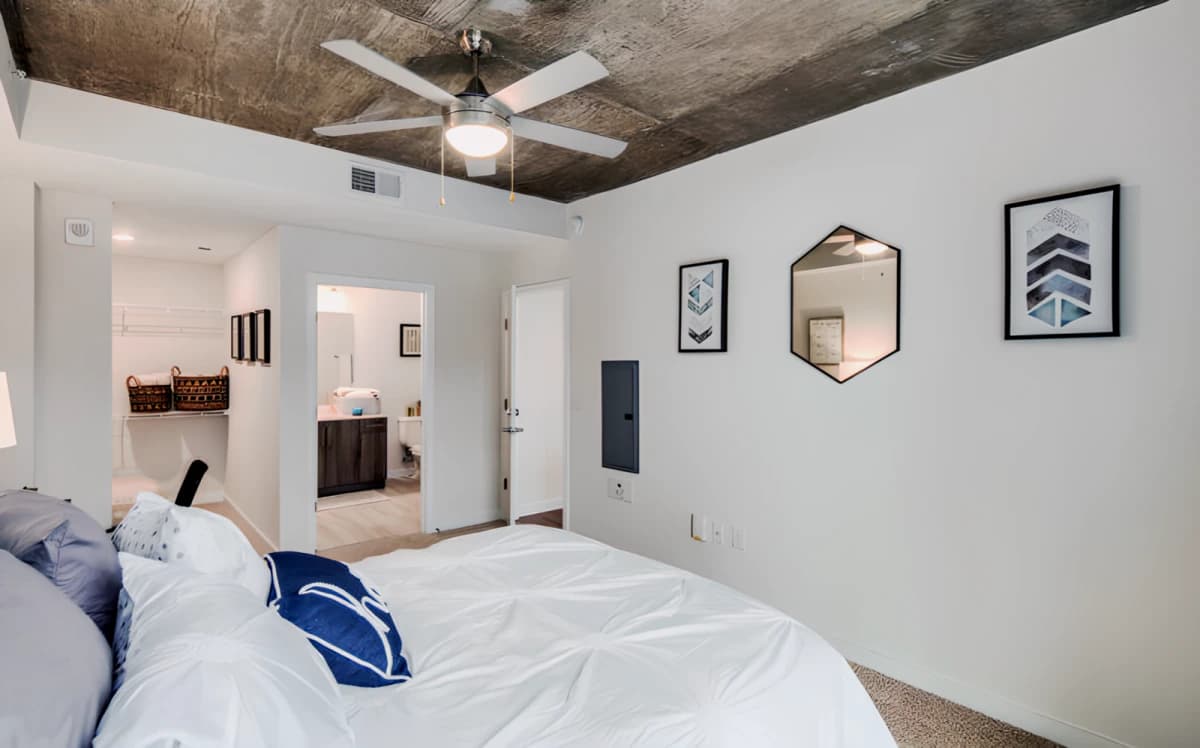 4 Bed 4 Bath D3-HCB