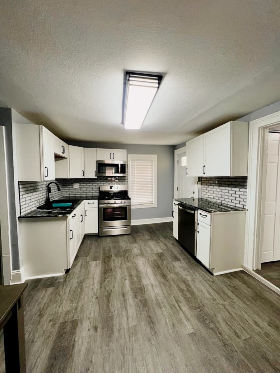 5 Bed 2 Bath