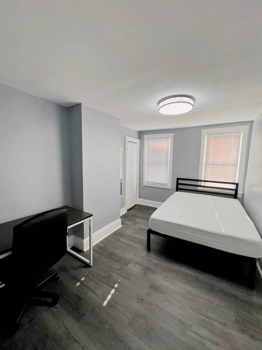 5 Bed 2 Bath