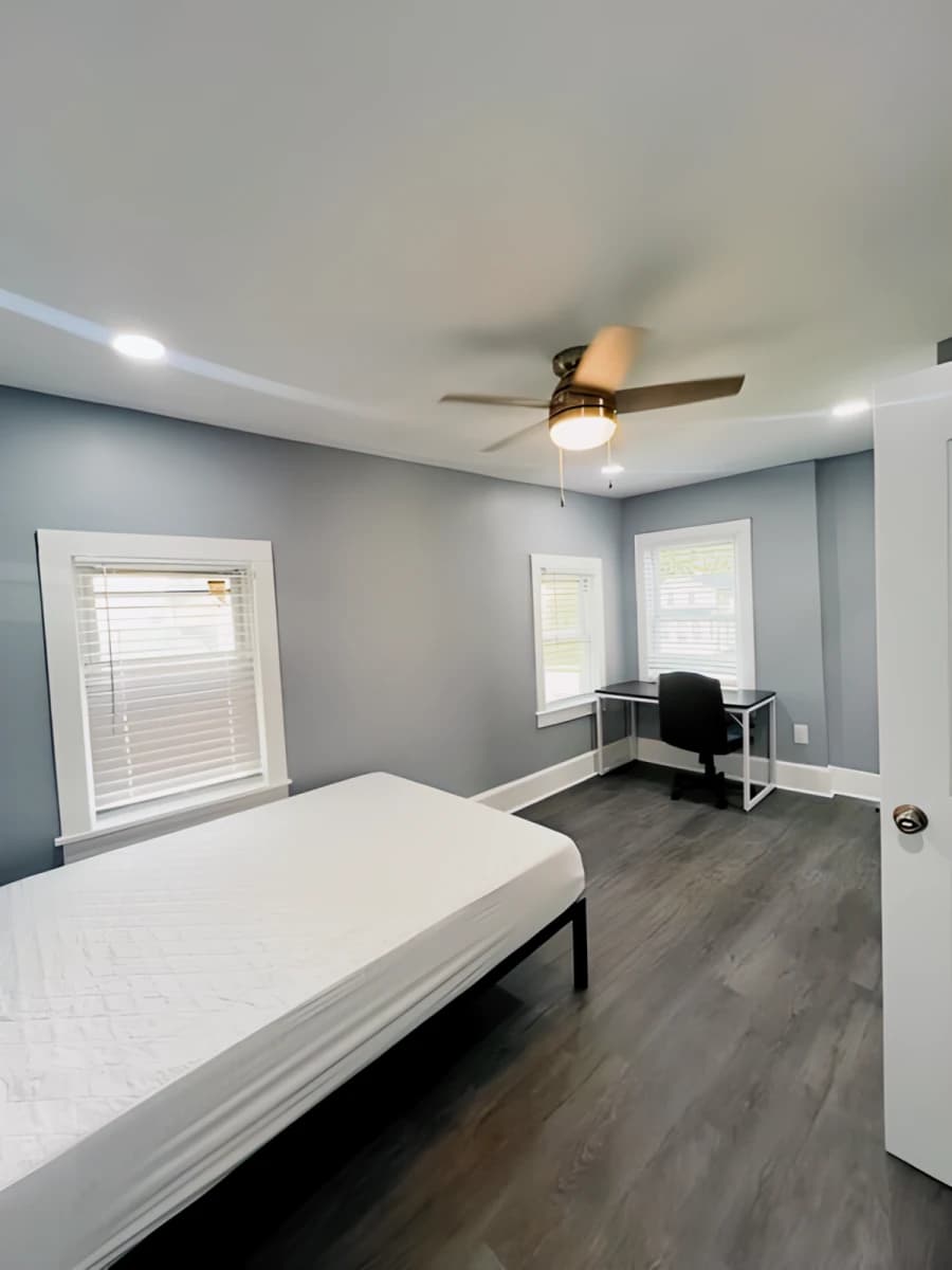 205 Ashworth Pl image
