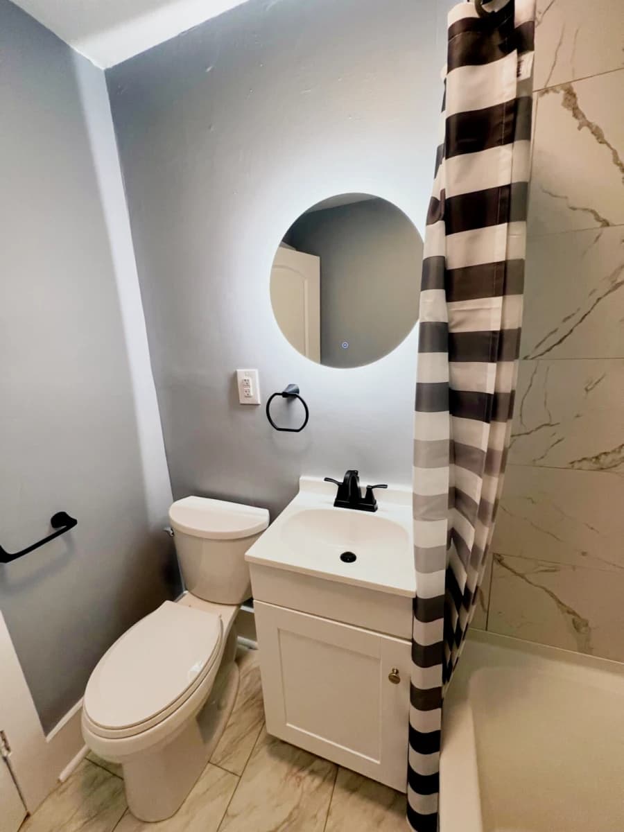 205 Ashworth Pl image