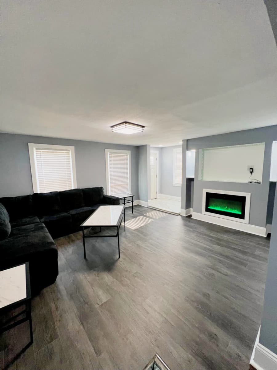 205 Ashworth Pl image