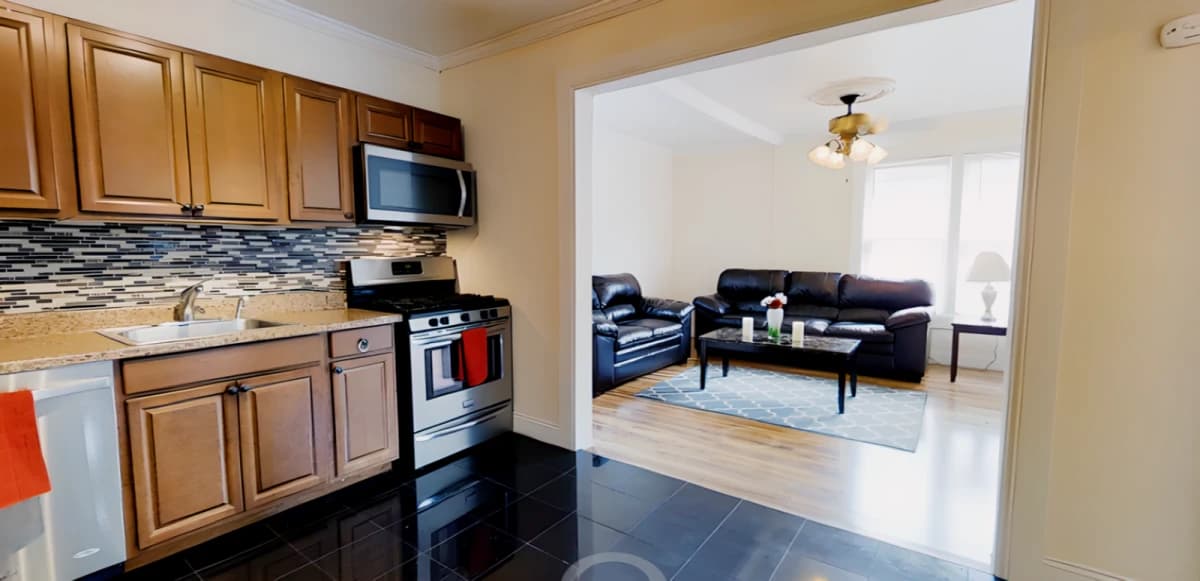 229 Ashworth Pl Apartment 2