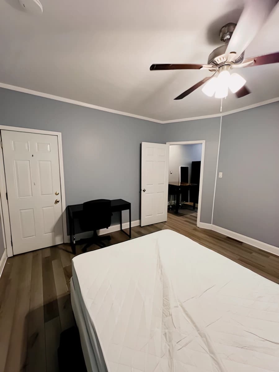215 Cherry St image