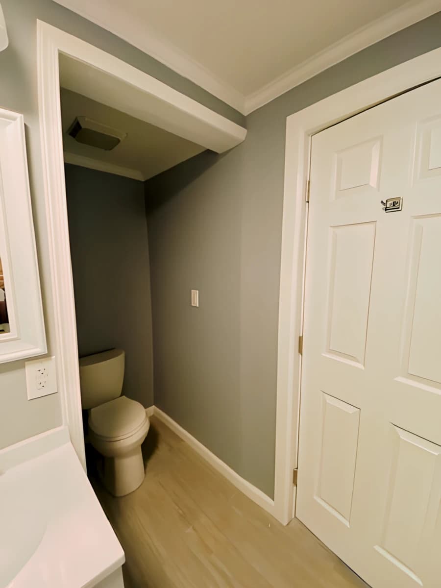 220 Bassett St image