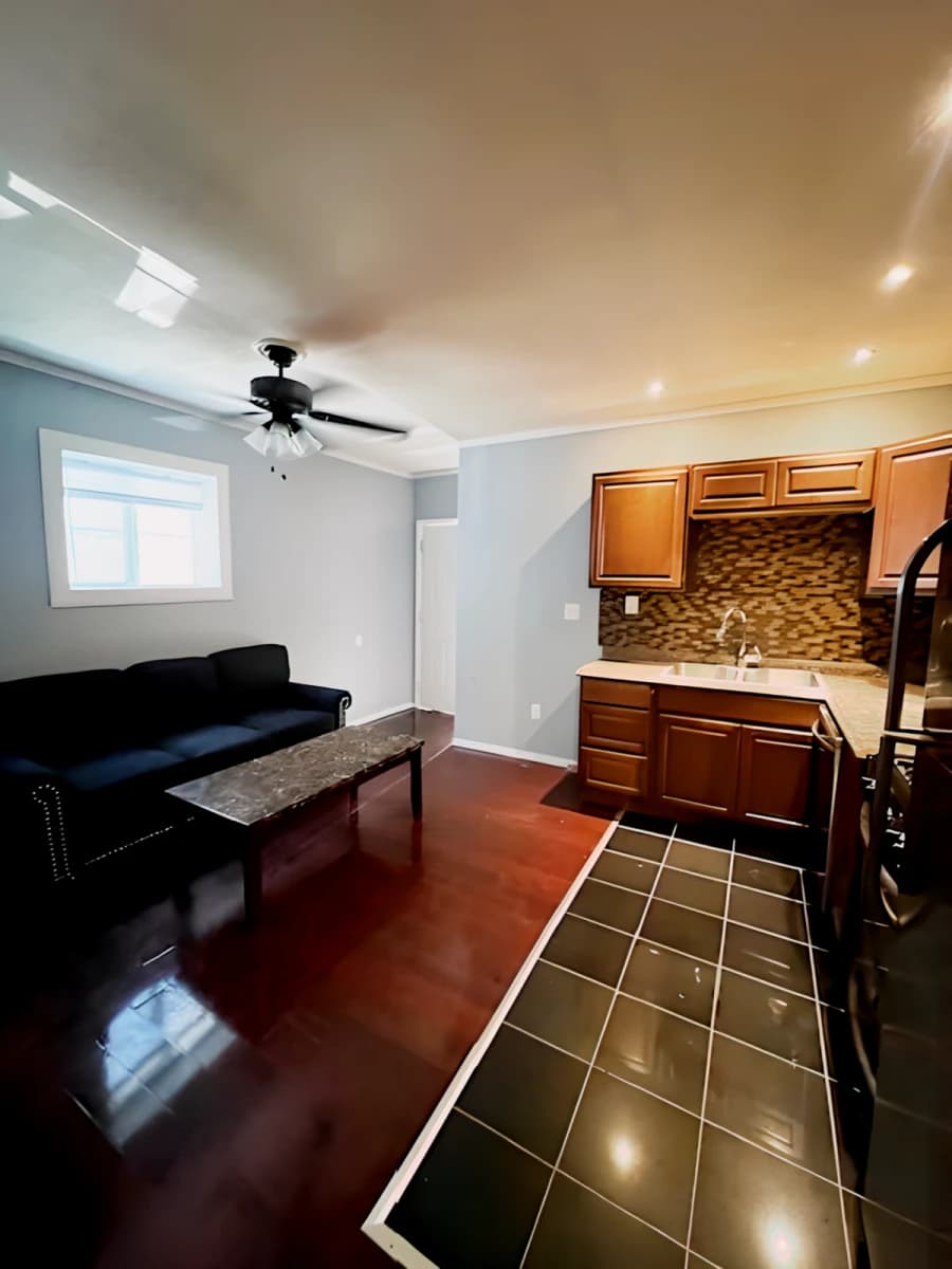 217 Cherry St image