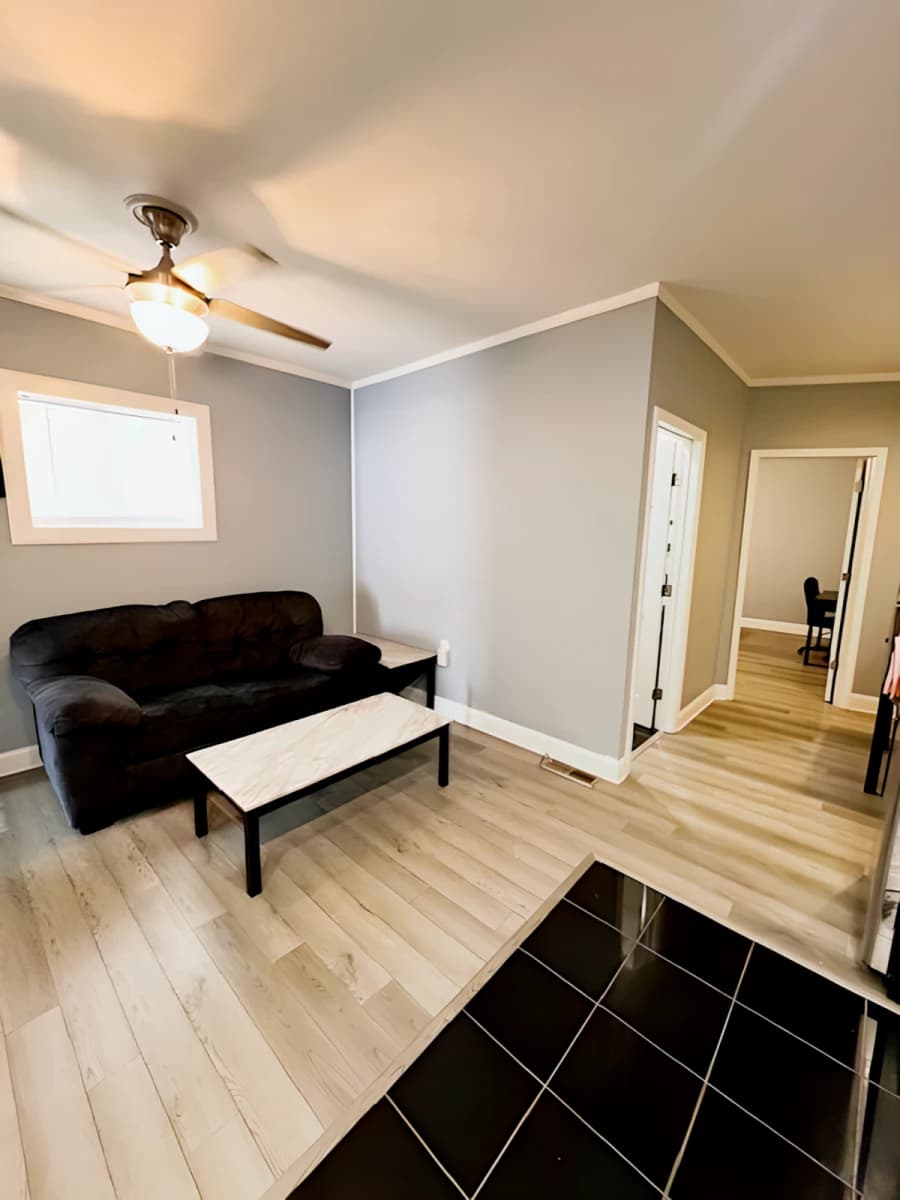 215 Cherry St image