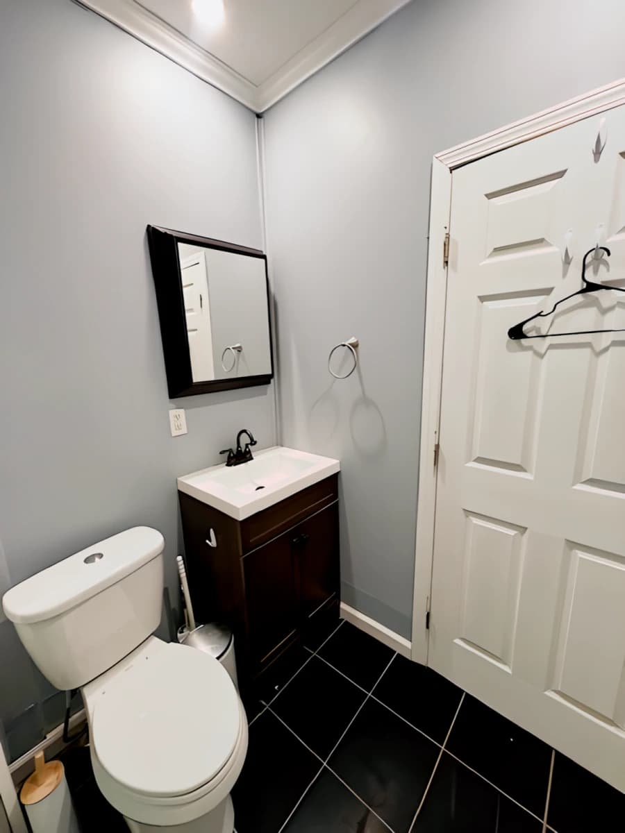 215 Cherry St image