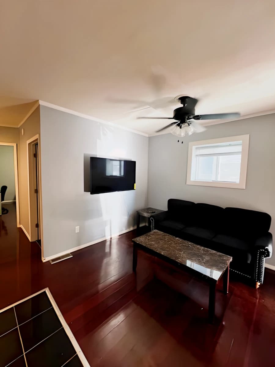 217 Cherry St image