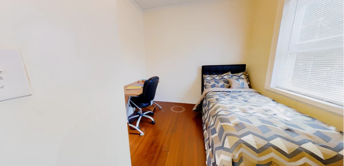 3 Bed 1 Bath Apartment 1