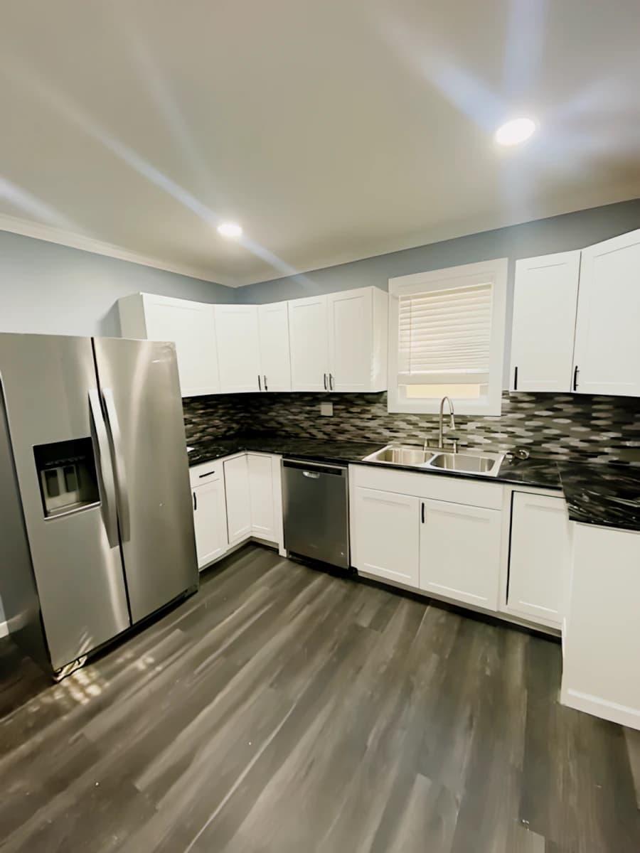 3 Bed 2 Bath Apartment 1