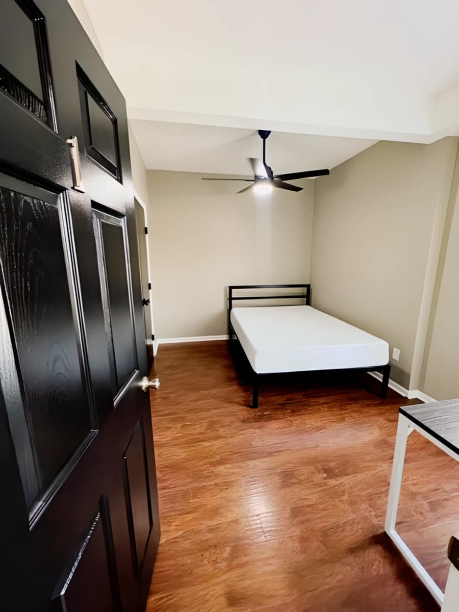 204 Columbus Ave Apt 1 image