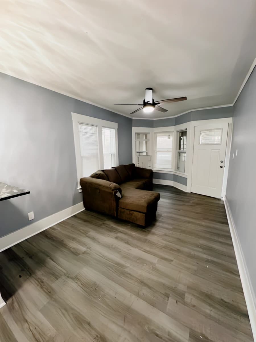 216 Bassett St image