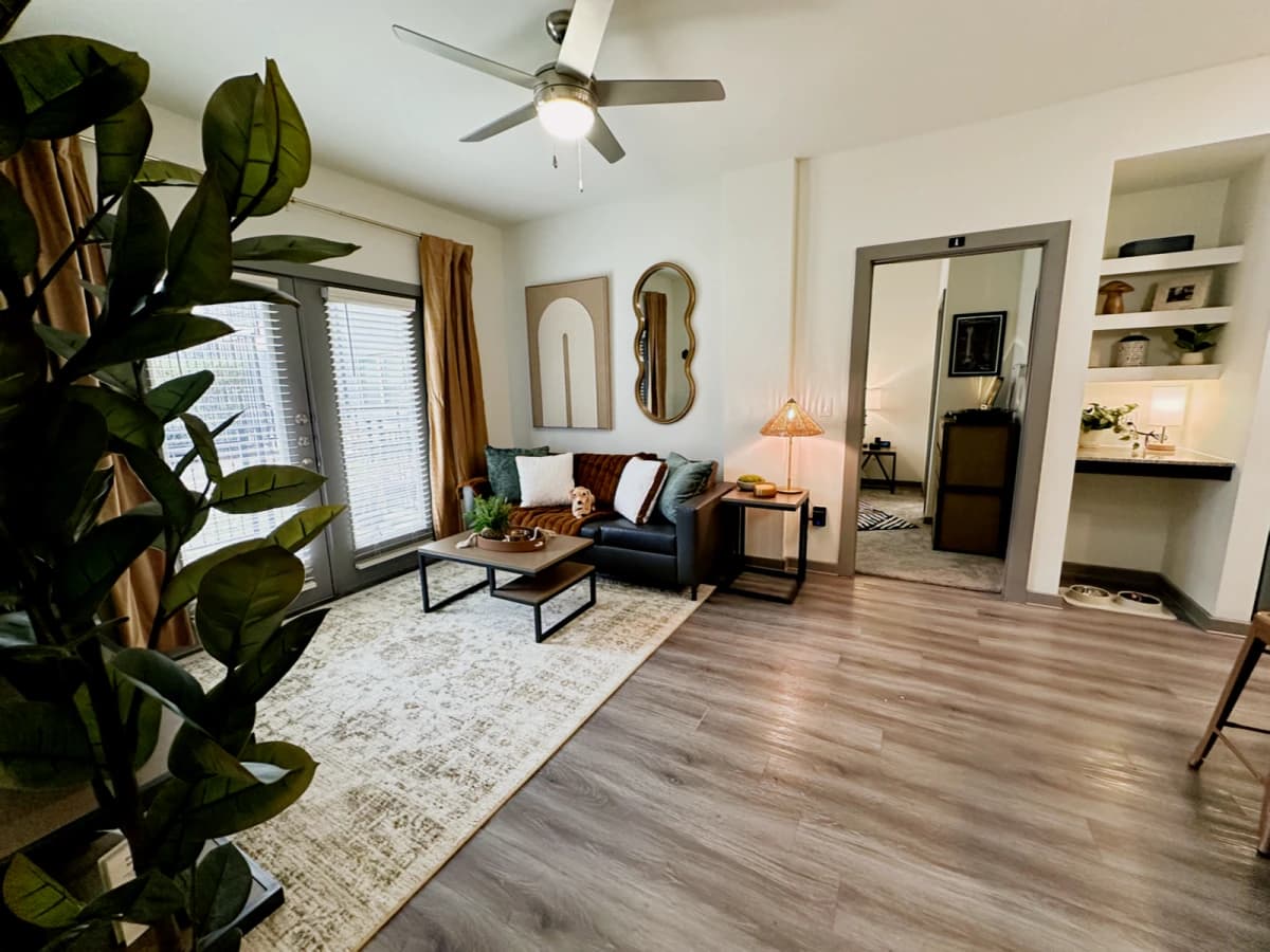 848 Mitchell Apartment image
