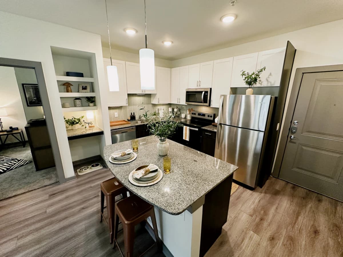 848 Mitchell Apartment image