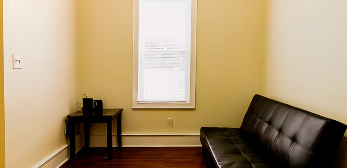 4 Bed 1 Bath St Apartment 1