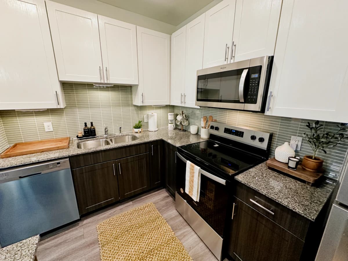 848 Mitchell Apartment image