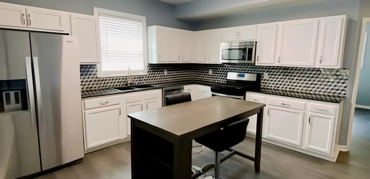3 Bed 1 Bath Apartment 1