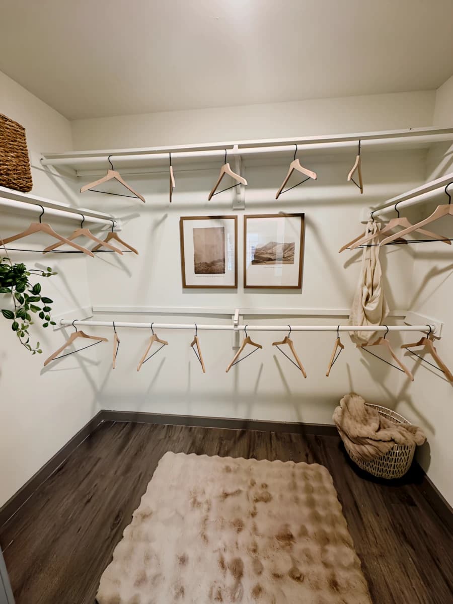 848 Mitchell Apartment image