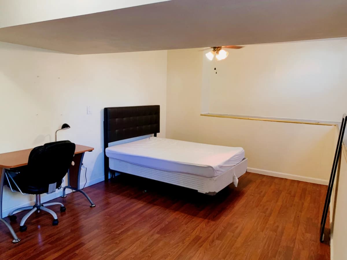 4 Bed 2 Bath Apartment 1