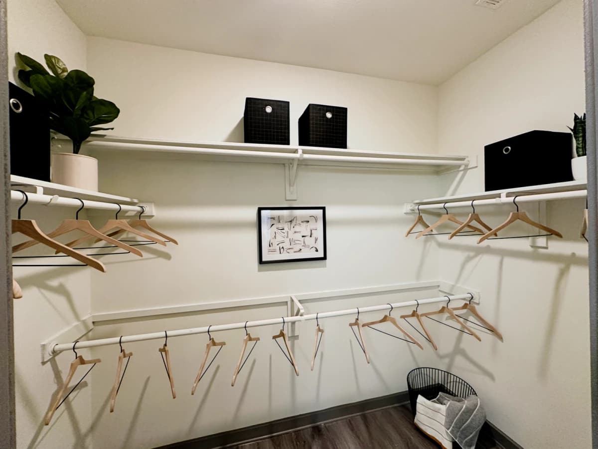 848 Mitchell Apartment image