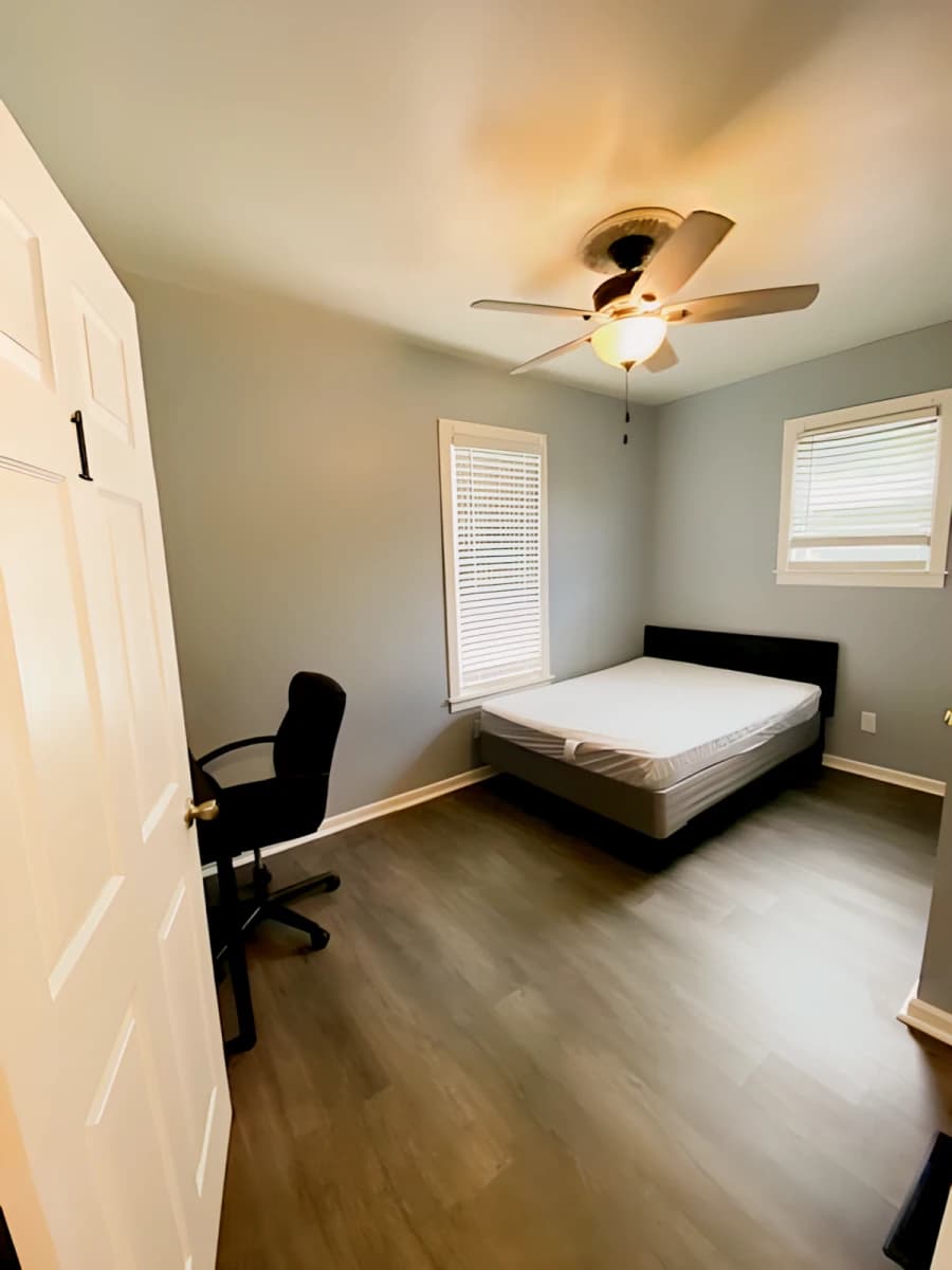 206 Columbus Ave image