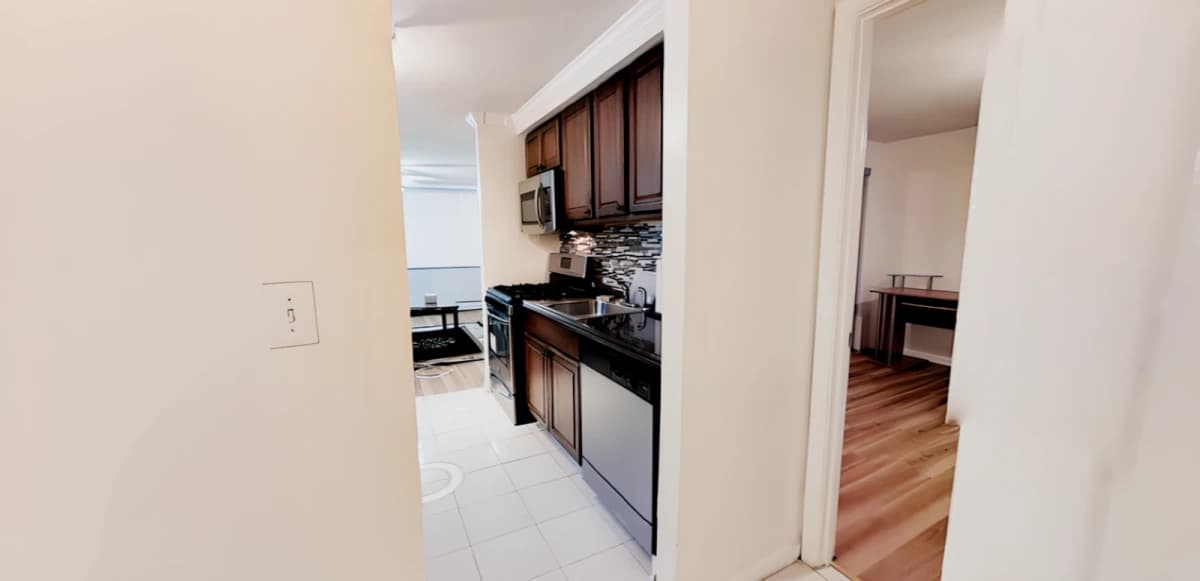307 Columbus Ave image