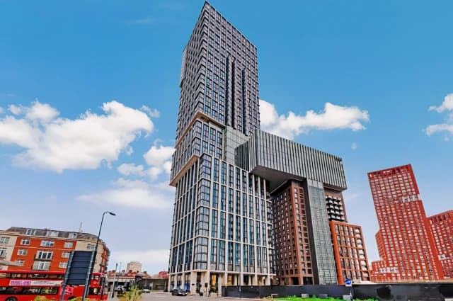 GS-Damac Tower Apartment