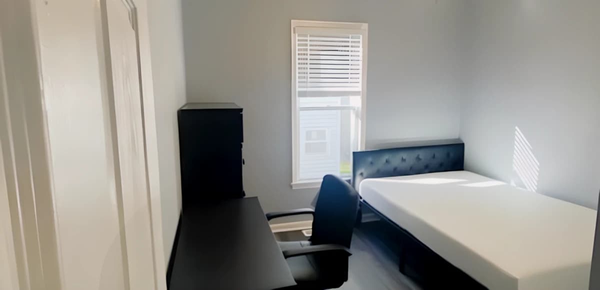 208 Columbus Ave image