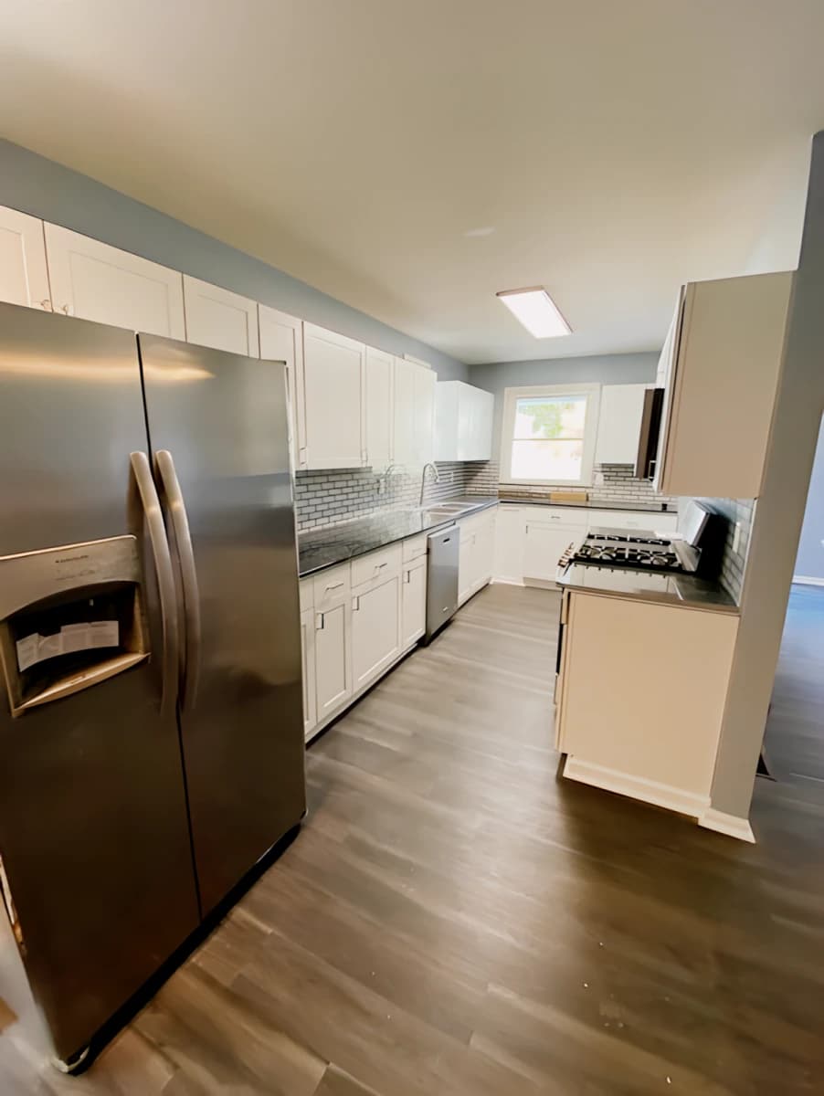 4 Bed 2 Bath Apartment 1