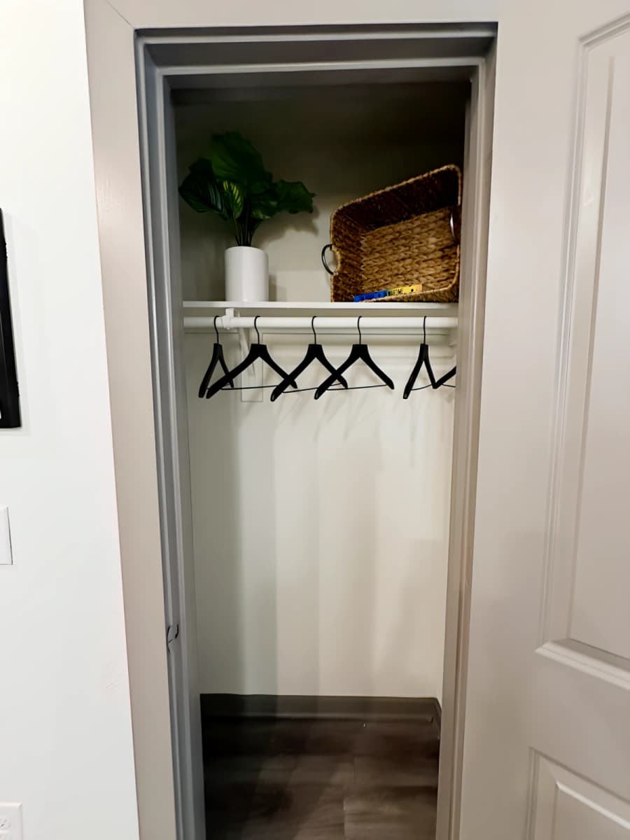 848 Mitchell Apartment image
