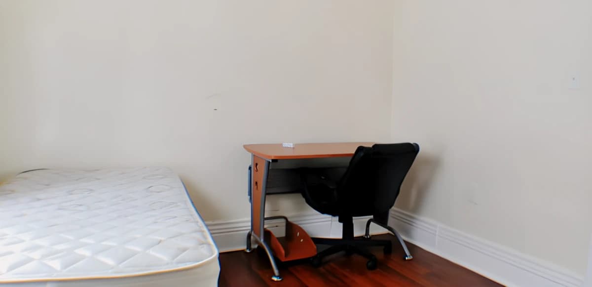 4 Bed 1 Bath St Apartment 1